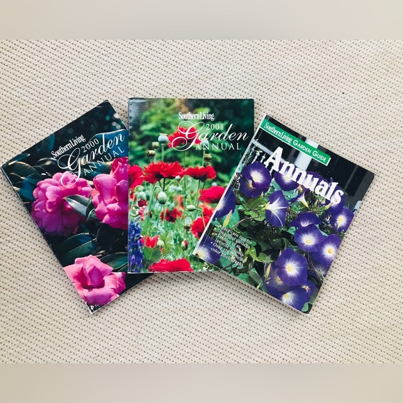 Southern Living set of three garden books 2000-2001 - Picture 1 of 4